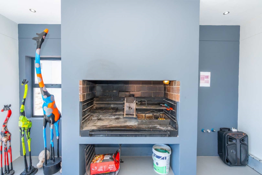 3 Bedroom Property for Sale in Oliphantskop Western Cape